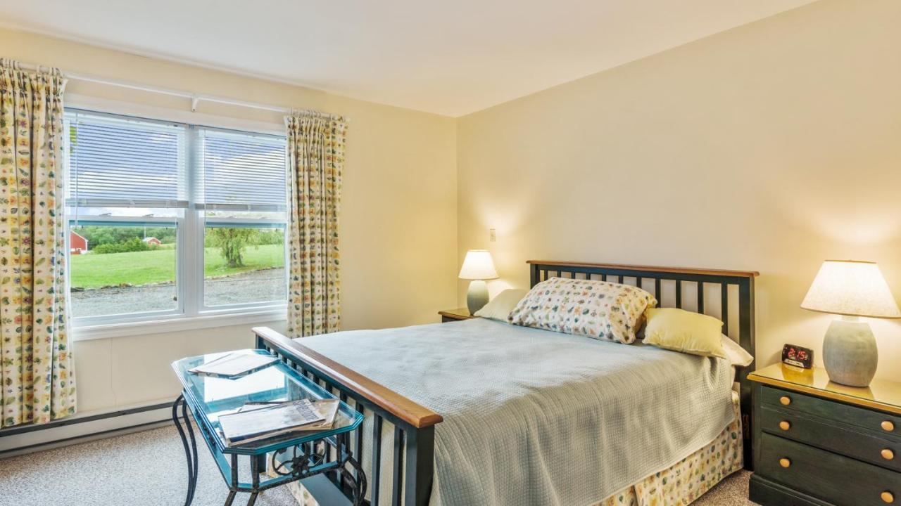 Bayview Pines Country Inn B&B Mahone Bay Kültér fotó