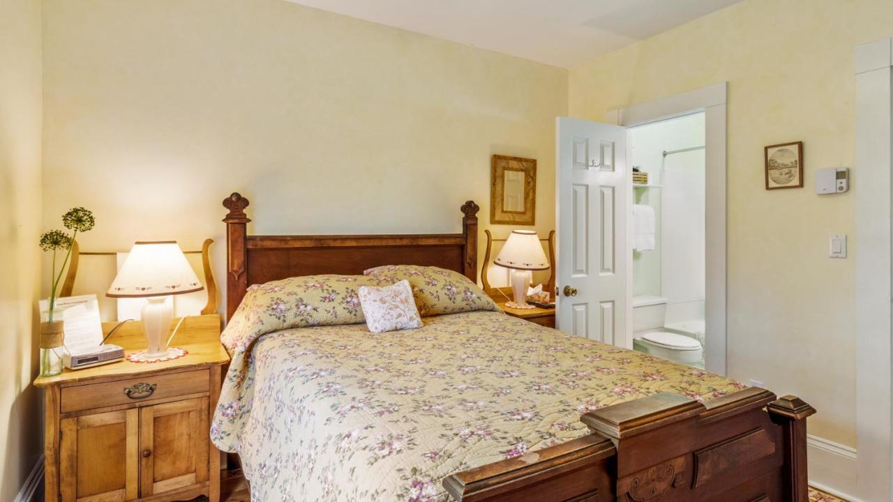 Bayview Pines Country Inn B&B Mahone Bay Kültér fotó