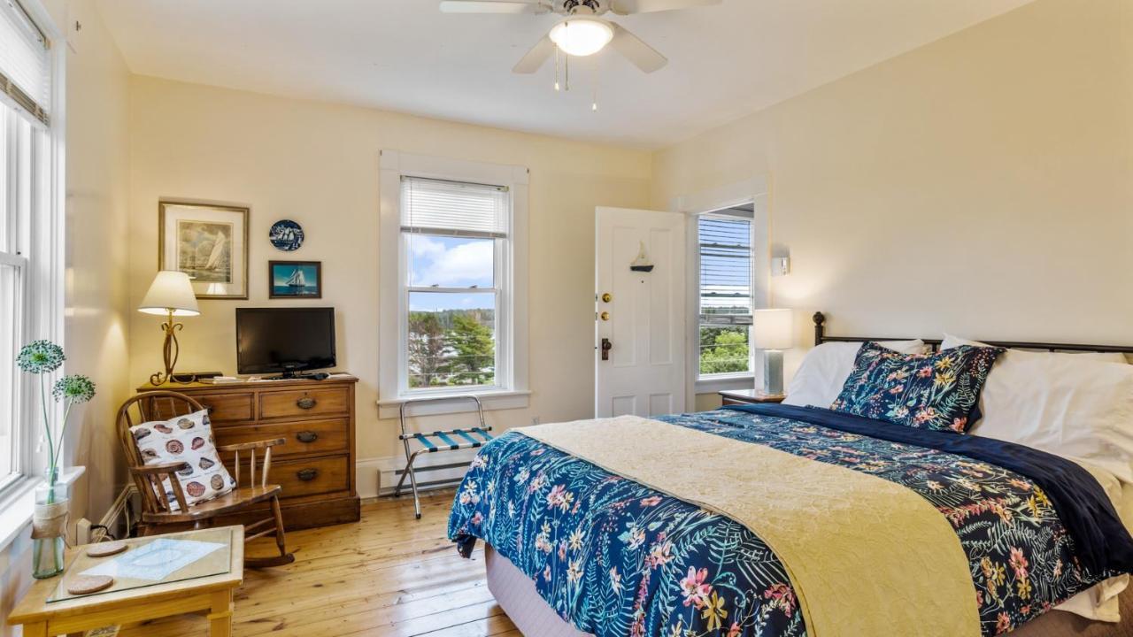 Bayview Pines Country Inn B&B Mahone Bay Kültér fotó