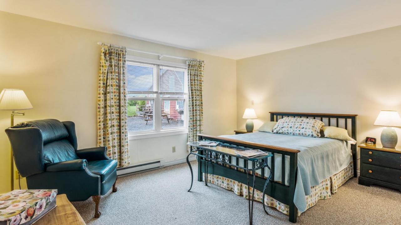 Bayview Pines Country Inn B&B Mahone Bay Kültér fotó