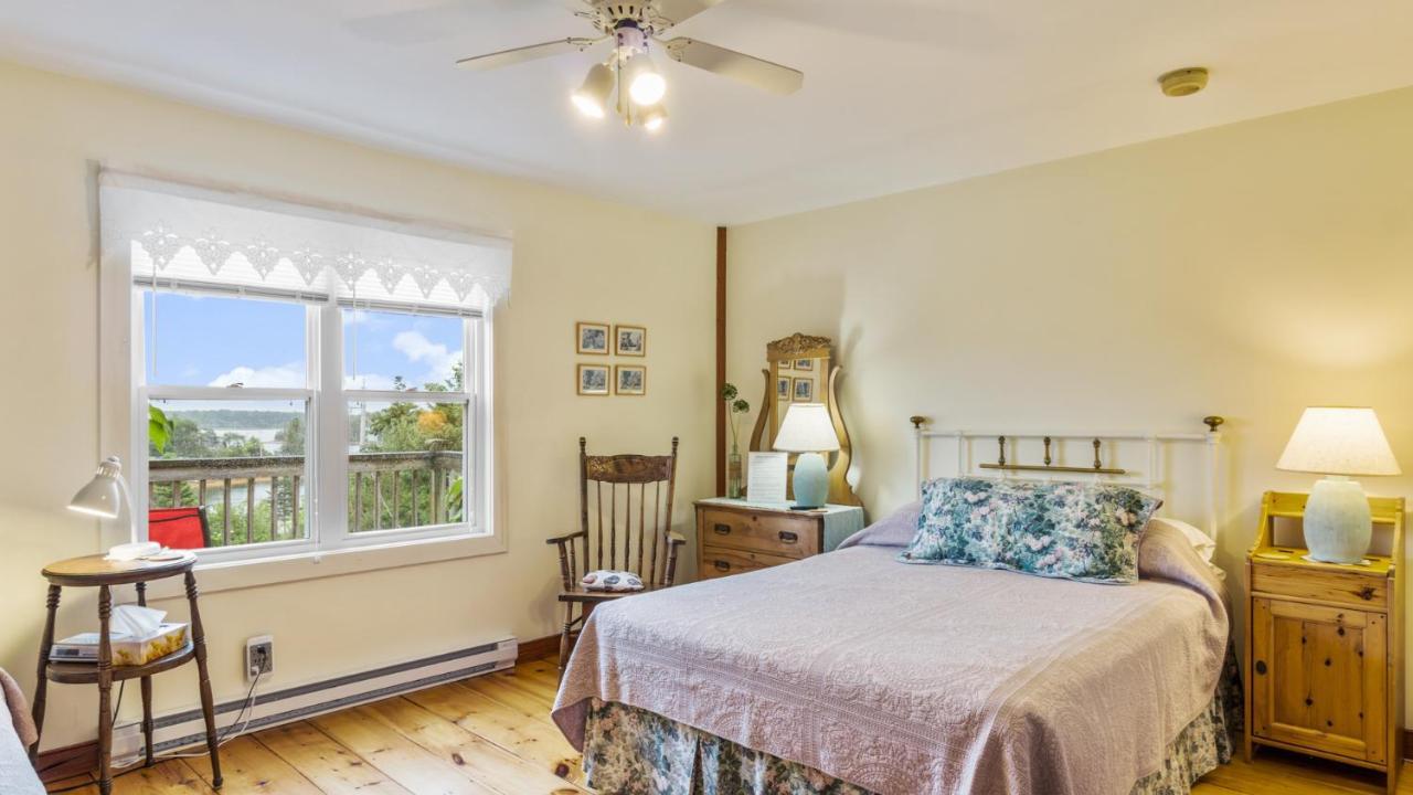 Bayview Pines Country Inn B&B Mahone Bay Kültér fotó