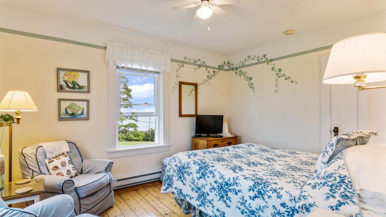 Bayview Pines Country Inn B&B Mahone Bay Kültér fotó