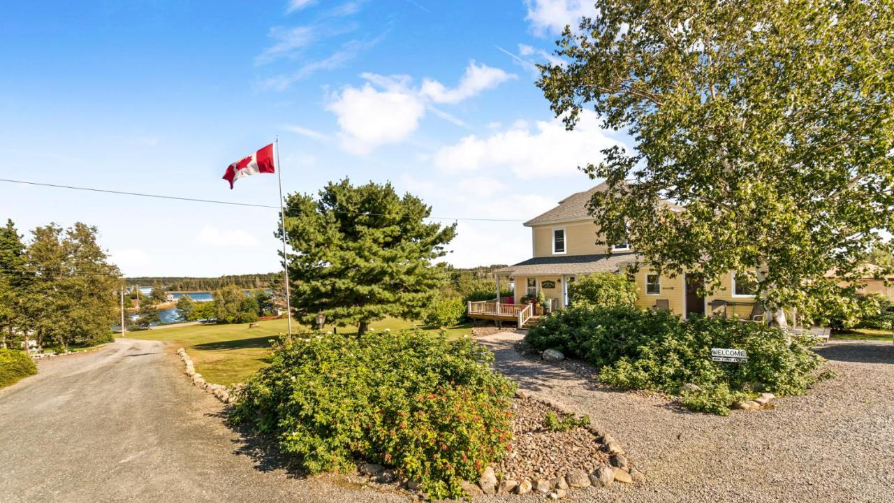 Bayview Pines Country Inn B&B Mahone Bay Kültér fotó