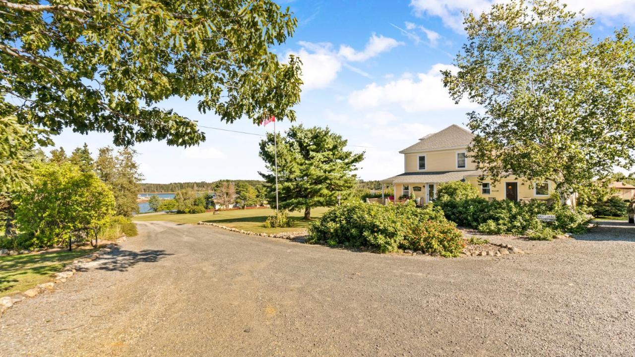 Bayview Pines Country Inn B&B Mahone Bay Kültér fotó